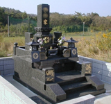浦田石材の和型墓石