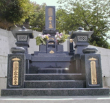 浦田石材の和型墓石
